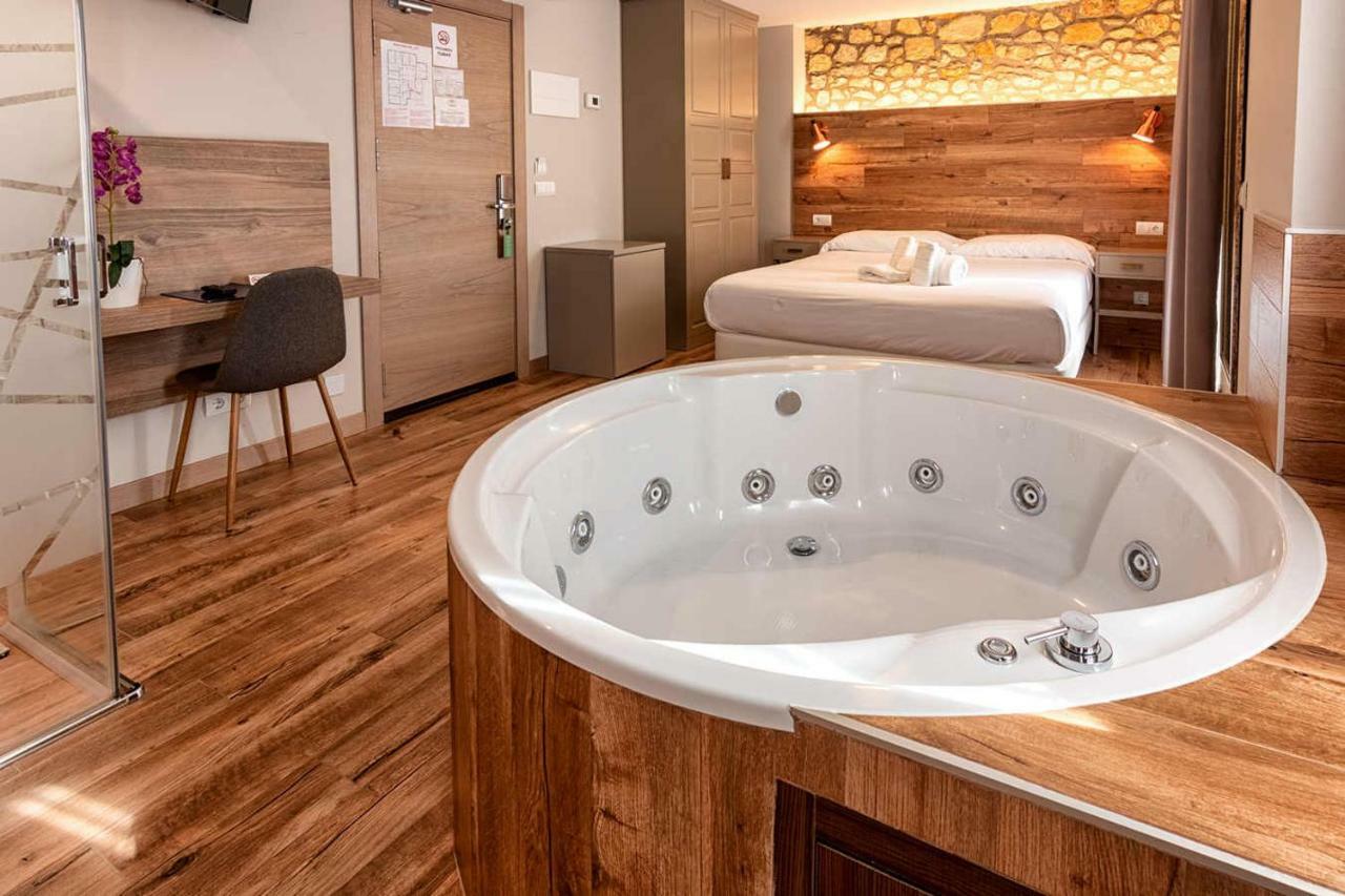 Hotel Gastronomico Torre De Galizano Ngoại thất bức ảnh